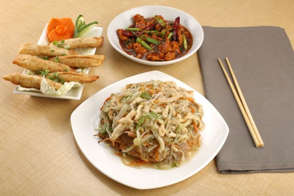 Quelles sont les techniques pour préparer des plats asiatiques authentiques chez soi?